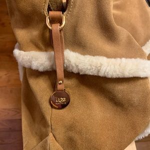 Ugg hobo purse